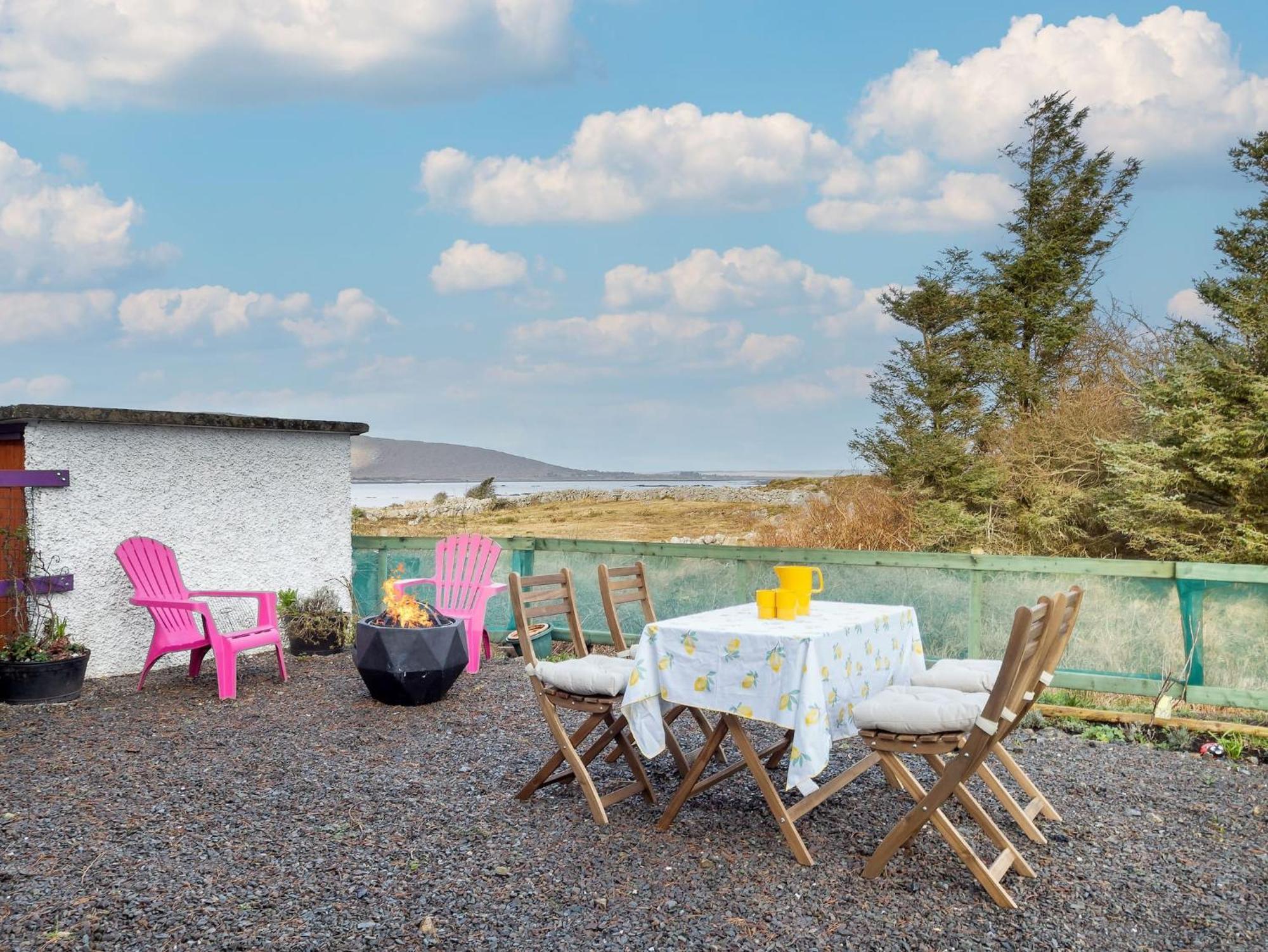 An Teachin Corcra Villa Rosmuck Exteriör bild